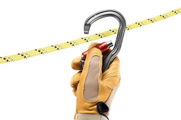 Sử dụng móc khóa Petzl VERTIGO TWIST-LOCK cho dây nối điều chỉnh PROGRESS ADJUST