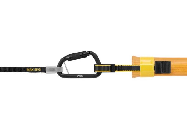 Dây giữ dụng cụ Petzl TOOLINK S và TOOLTAPE giữ dụng cụ nặng đến 2.3kg chắc chắn với đầu siết