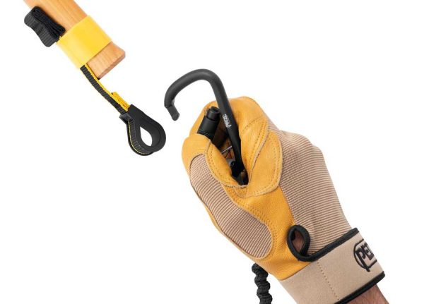 Dây giữ dụng cụ Petzl TOOLINK S và TOOLTAPE kết nối nhanh với dây nối TOOLEASH