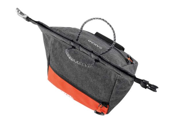 Túi đựng phấn Petzl SAKAB Bouldering chalk bag với nắm hít nam châm tiện lợi