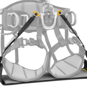 Có thể kết nối với dây đai bằng T-BAR, có thể gắn trực tiếp vào cùm, hoặc bằng đầu nối hoặc móc carabiner phụ kiện như MINO.