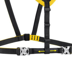 Dây đeo vai Petzl STERNO SRS có phần cầu nối ở phía trước dây đeo vai không được cố định, giúp người dùng dễ dàng cử động hơn.